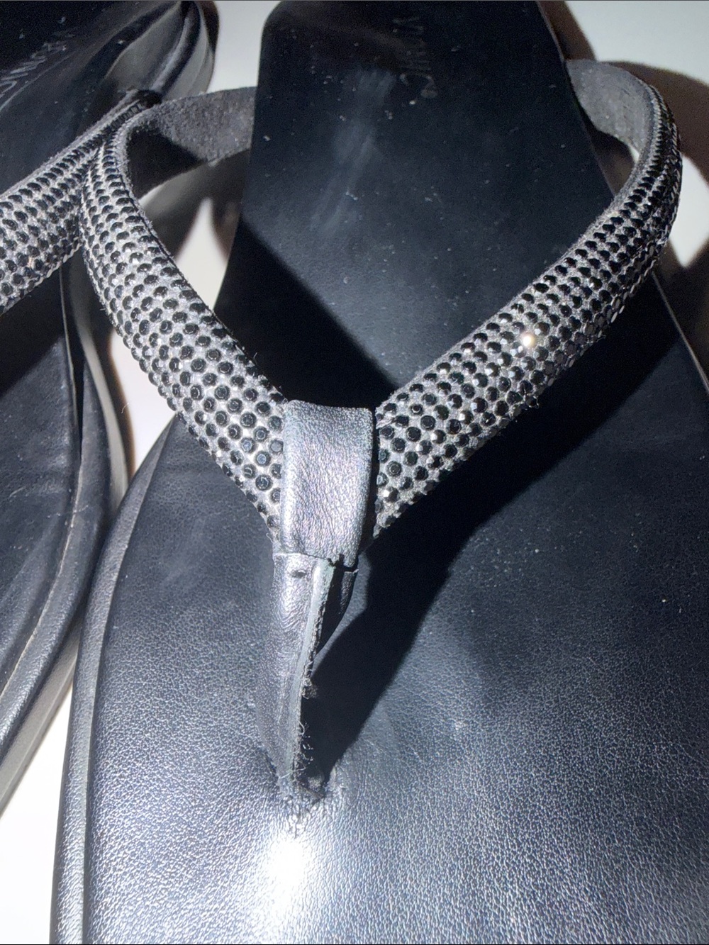 Vionic Black Leather Thong Sandals with Textured Straps - Picture 3 of 6